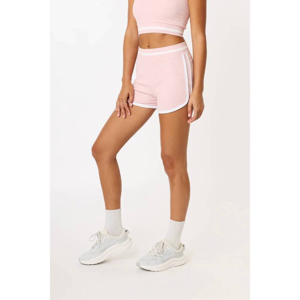 NEW CREAM YOGA bea dolphin short in blush